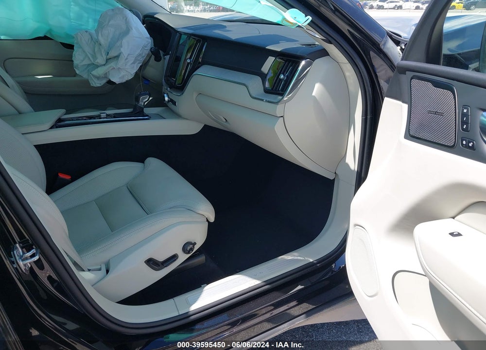2021 VOLVO XC60 T5 INSCRIPTION VIN: YV4102DL4M1809826