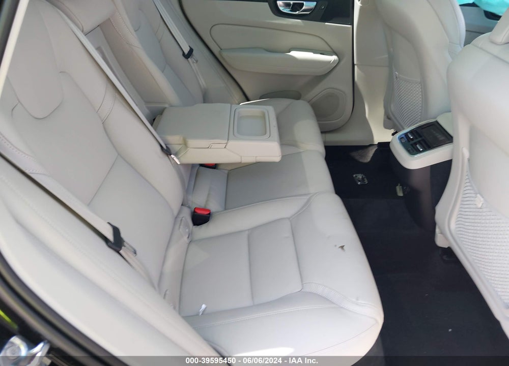 2021 VOLVO XC60 T5 INSCRIPTION VIN: YV4102DL4M1809826