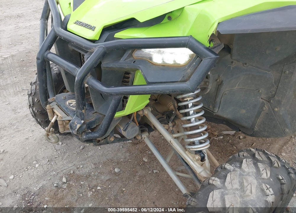 2019 HONDA SXS1000 S2R VIN: 1HFVE0543K4003706