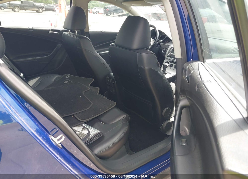 2009 VOLKSWAGEN PASSAT KOMFORT VIN: WVWJK73C19P031632