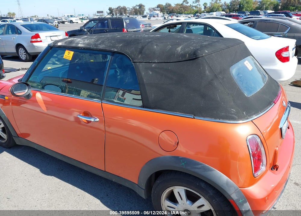 2006 MINI COOPER VIN: WMWRF33526TG14621