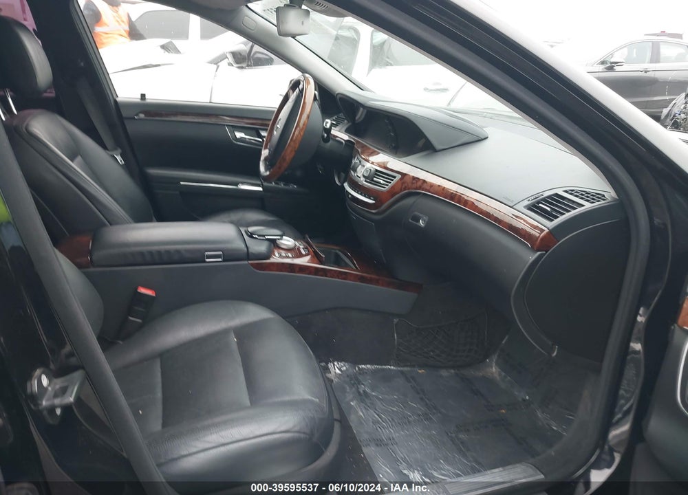 2012 MERCEDES-BENZ S 550 VIN: WDDNG7DB6CA429976