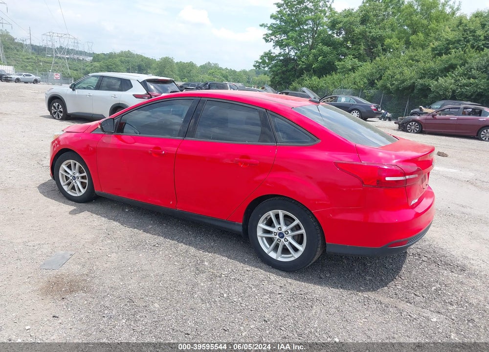 2015 FORD FOCUS SE VIN: 1FADP3F27FL329444