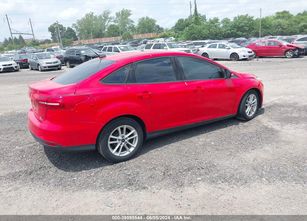 2015 FORD FOCUS SE VIN: 1FADP3F27FL329444