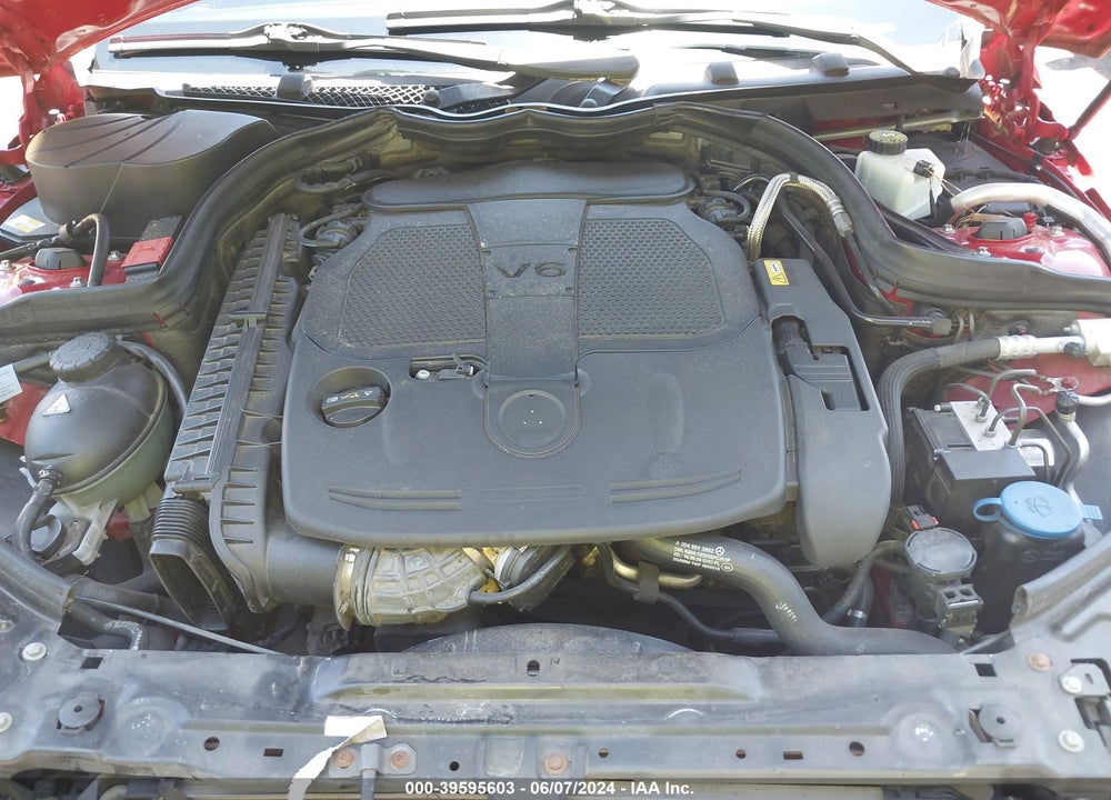 2013 MERCEDES-BENZ C 350 SPORT VIN: WDDGJ5HB2DG015441