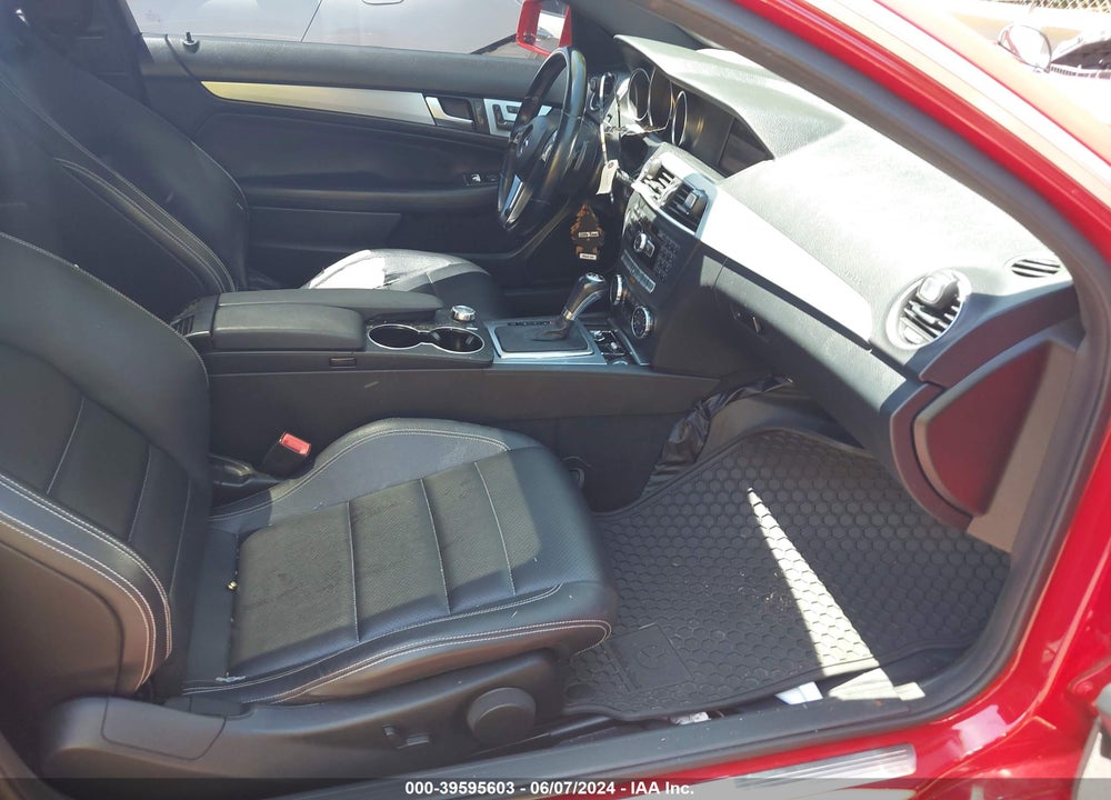 2013 MERCEDES-BENZ C 350 SPORT VIN: WDDGJ5HB2DG015441