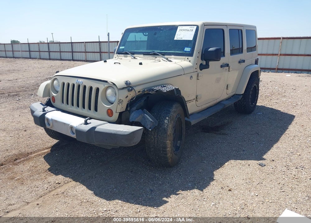 2011 JEEP WRANGLER UNLIMITED SAHARA VIN: 1J4HA5H13BL571858
