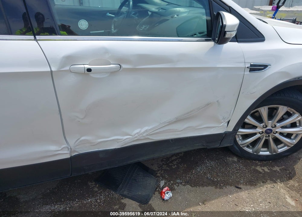 2017 FORD ESCAPE TITANIUM VIN: 1FMCU0J90HUC99486