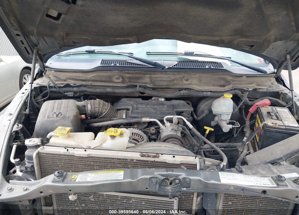 2008 DODGE RAM 1500 SLT VIN: 1D7HU182X8S542828