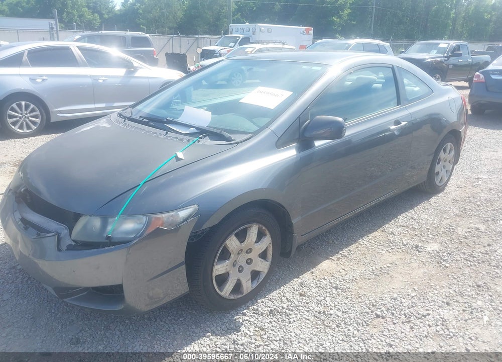 2010 HONDA CIVIC LX VIN: 2HGFG1B61AH535592