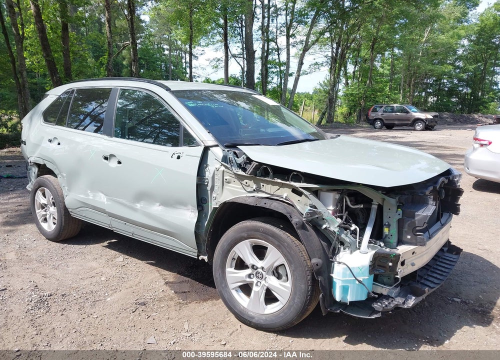 2021 TOYOTA RAV4 XLE VIN: 2T3P1RFV3MW233441