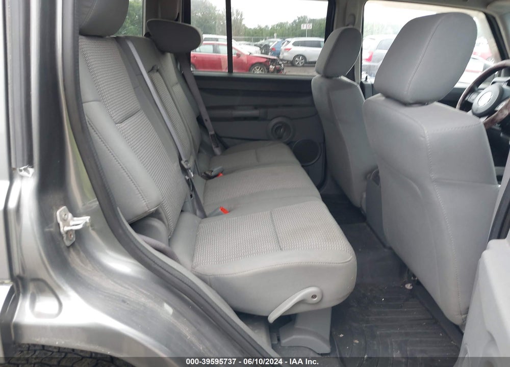 2007 JEEP COMMANDER SPORT VIN: 1J8HG48K87C690397