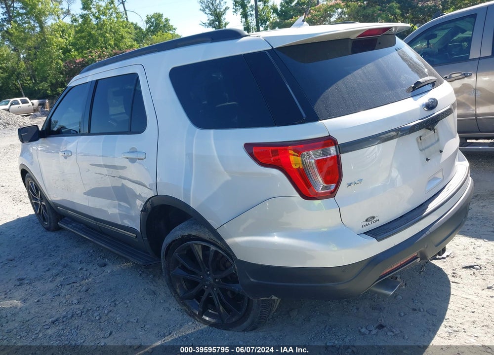 2018 FORD EXPLORER XLT VIN: 1FM5K7D89JGA02293