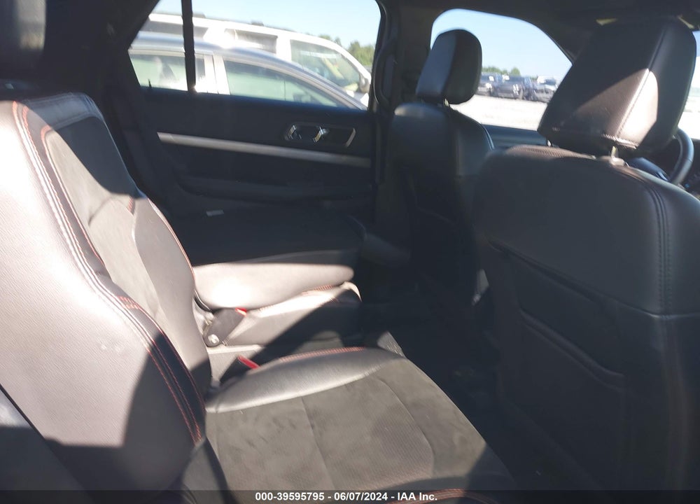 2018 FORD EXPLORER XLT VIN: 1FM5K7D89JGA02293