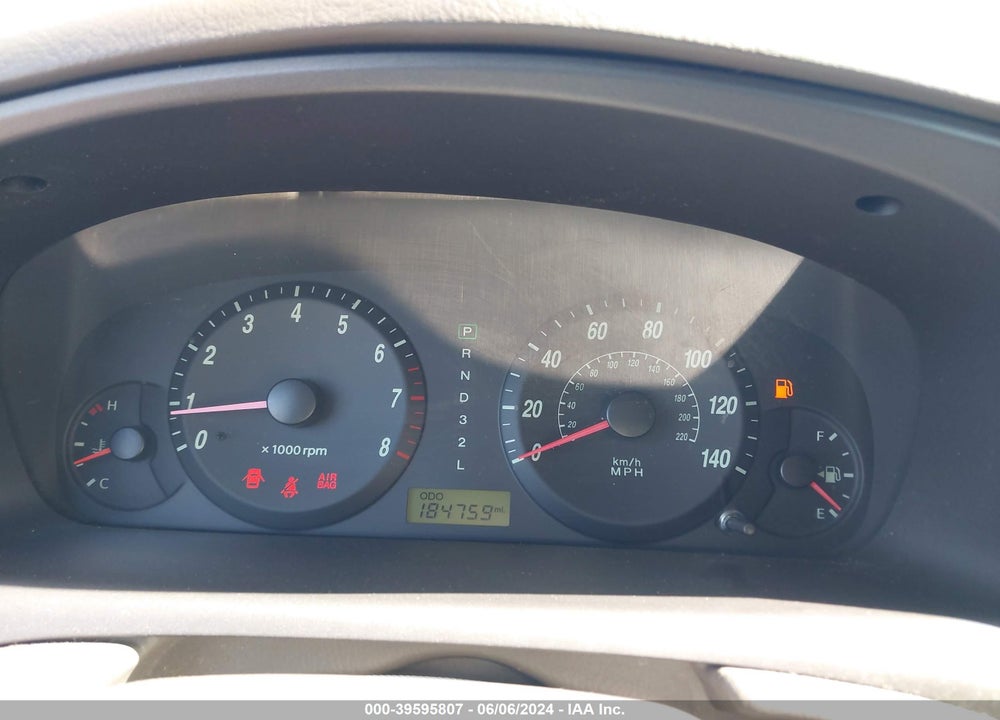 2006 HYUNDAI ELANTRA GLS/LIMITED VIN: KMHDN46D76U273583