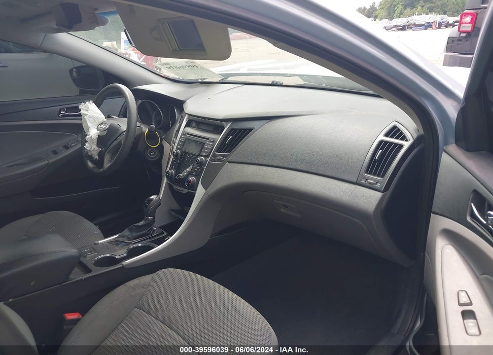 2013 HYUNDAI SONATA GLS VIN: 5NPEB4AC0DH778405