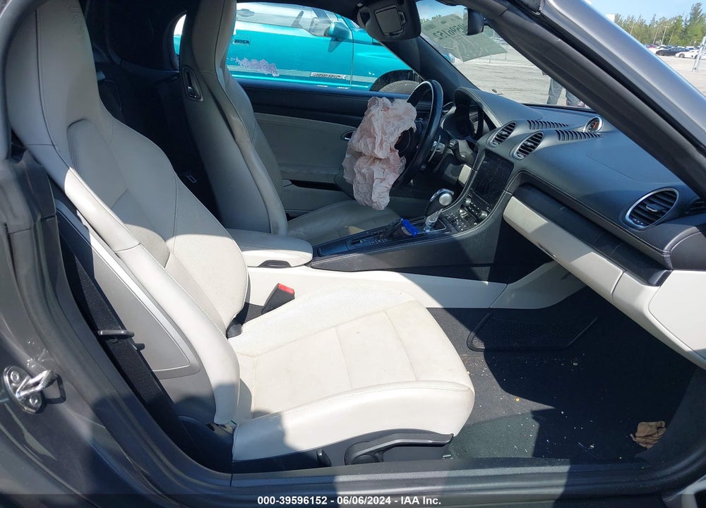 2019 PORSCHE 718 BOXSTER GTS VIN: WP0CB2A80KS228823