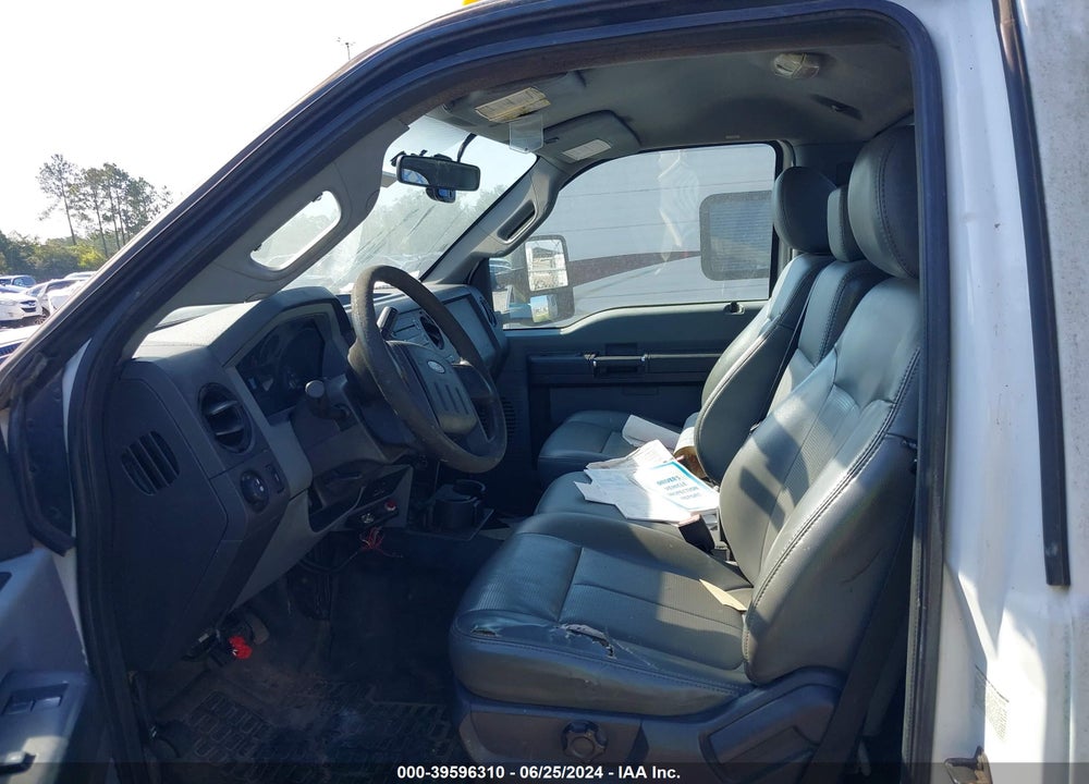 2011 FORD F-550 CHASSIS XL VIN: 1FDUF5HT5BEB49758