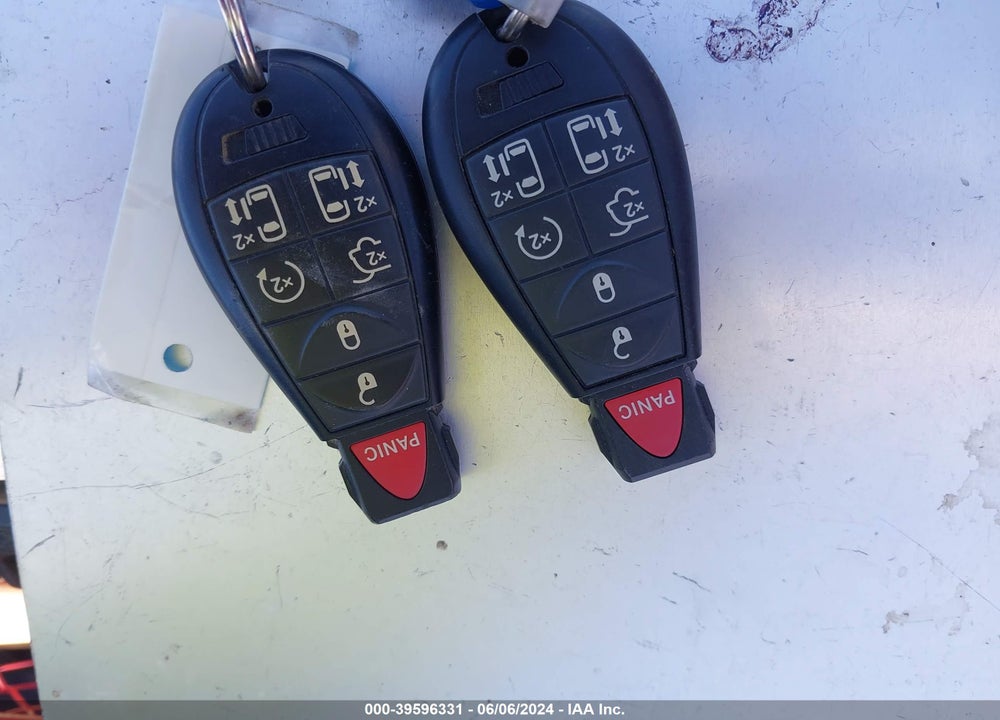 2010 DODGE GRAND CARAVAN CREW VIN: 2D4RN6DX1AR438426