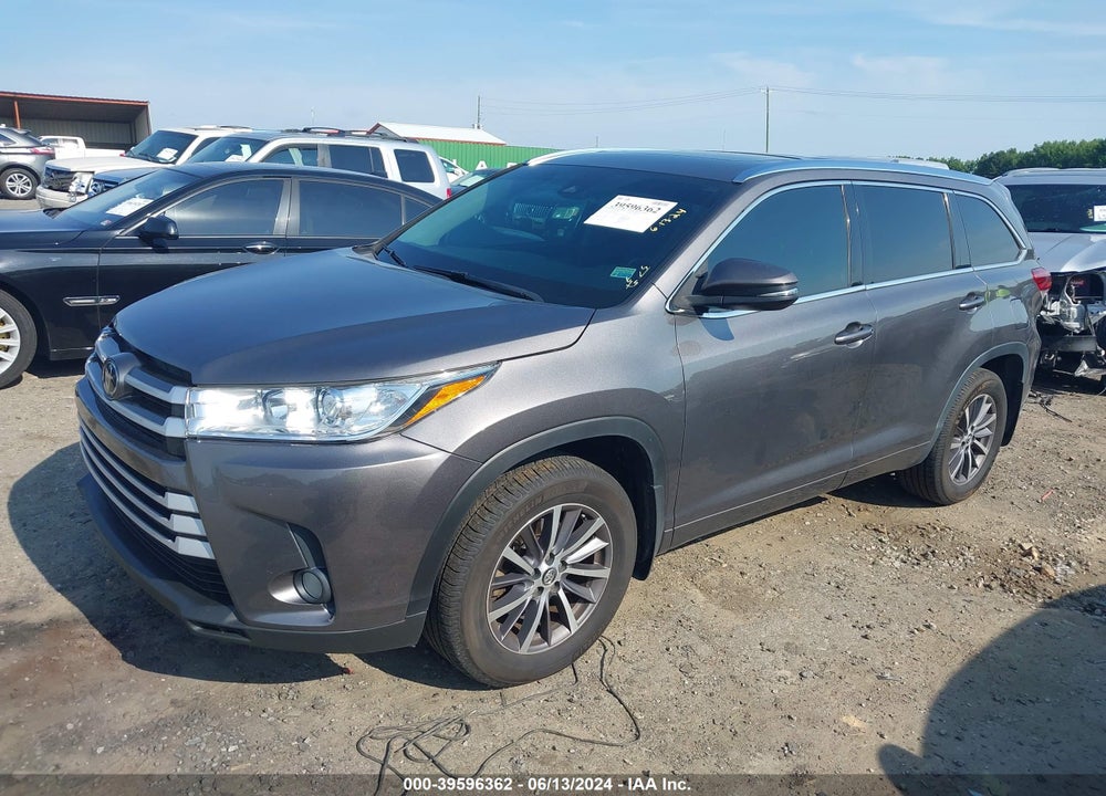 2017 TOYOTA HIGHLANDER XLE VIN: 5TDJZRFH1HS436764