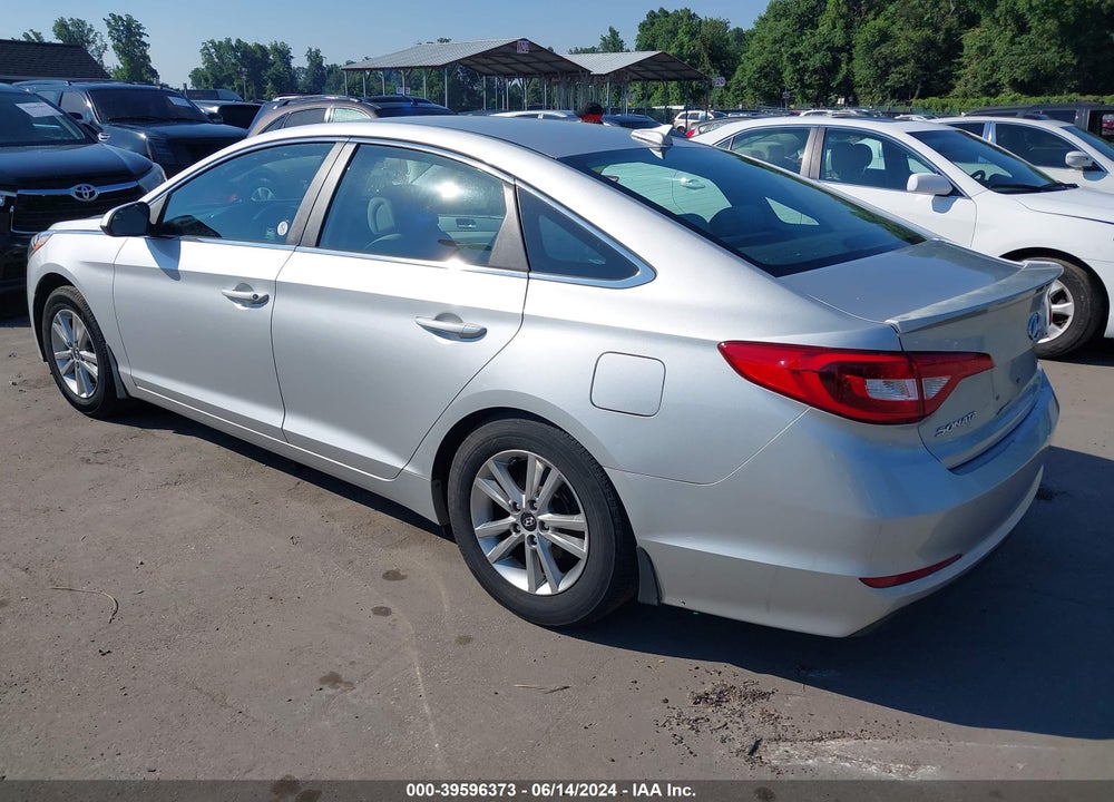 2015 HYUNDAI SONATA SE VIN: 5NPE24AF1FH222519