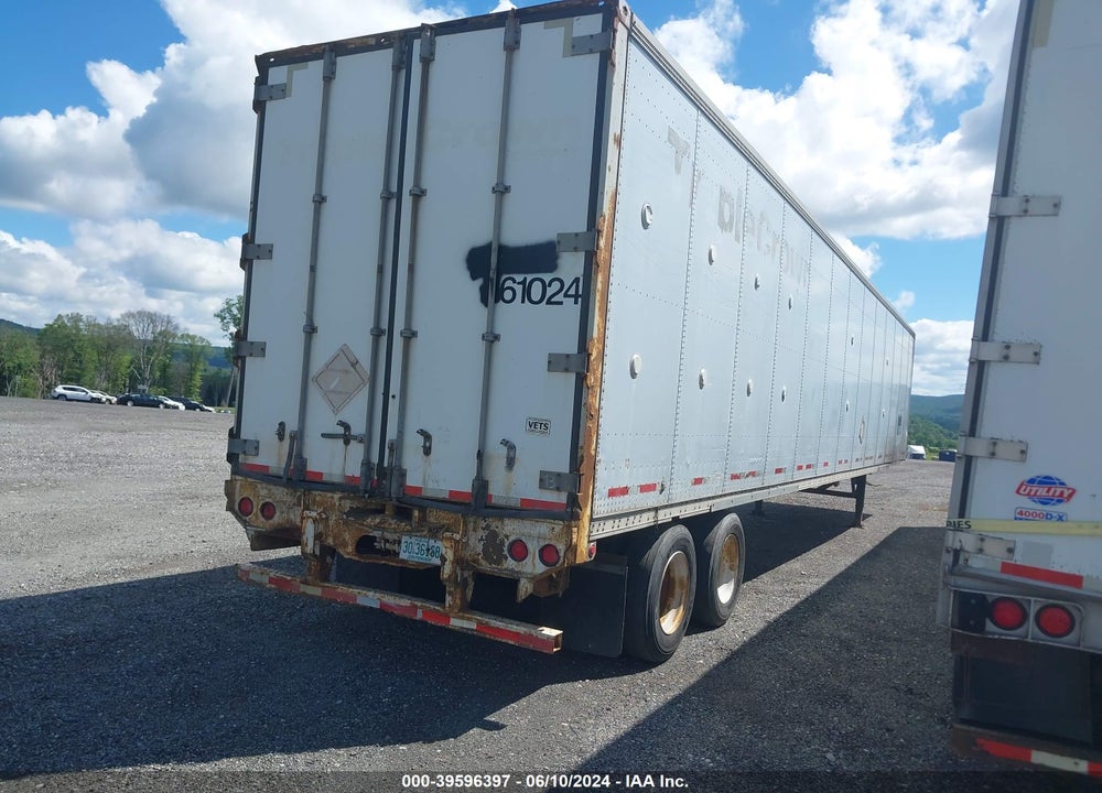 2001 WABASH NATIONAL CORP --- VIN: 1JJV532W81L737772
