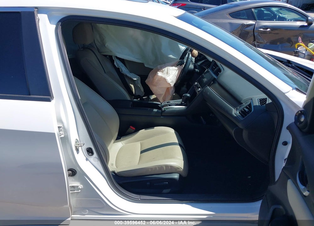 2016 HONDA CIVIC TOURING VIN: 19XFC1F92GE038375