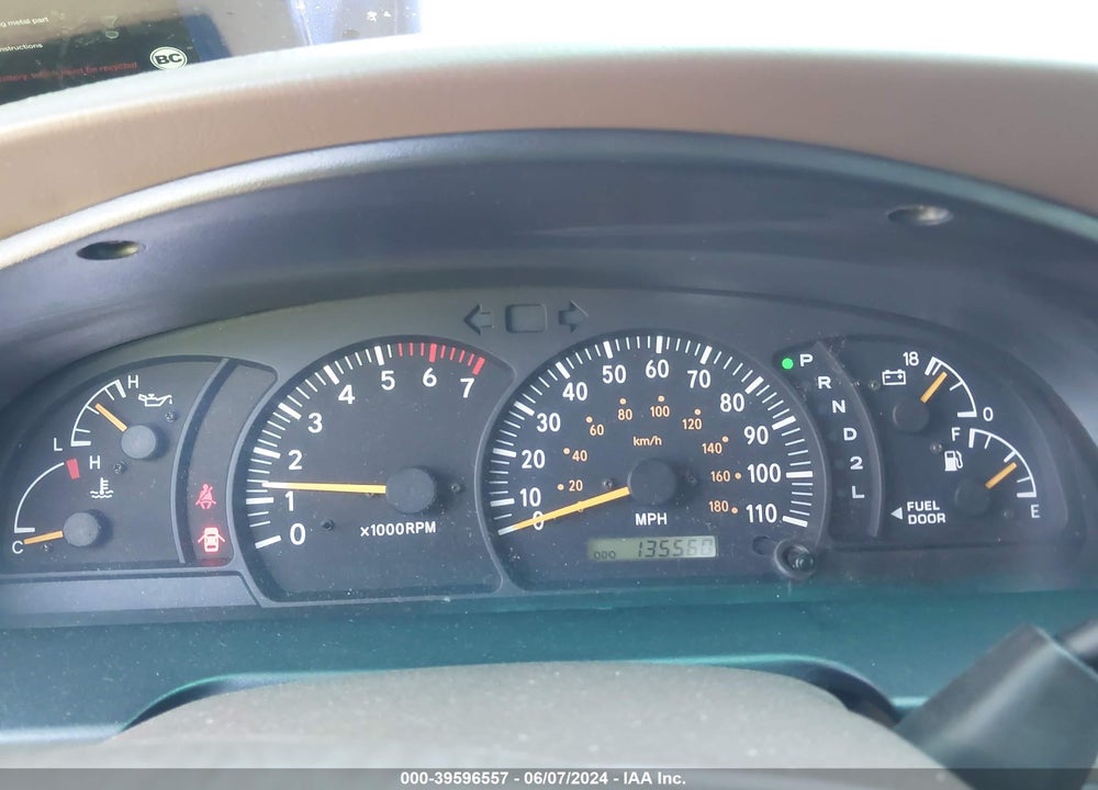 2002 TOYOTA TUNDRA SR5 V8 VIN: 5TBRT34142S313080