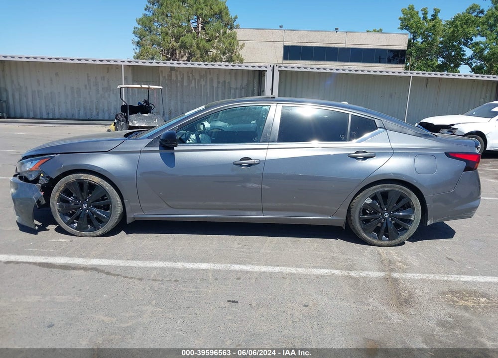 2022 NISSAN ALTIMA SR FWD VIN: 1N4BL4CV2NN333735