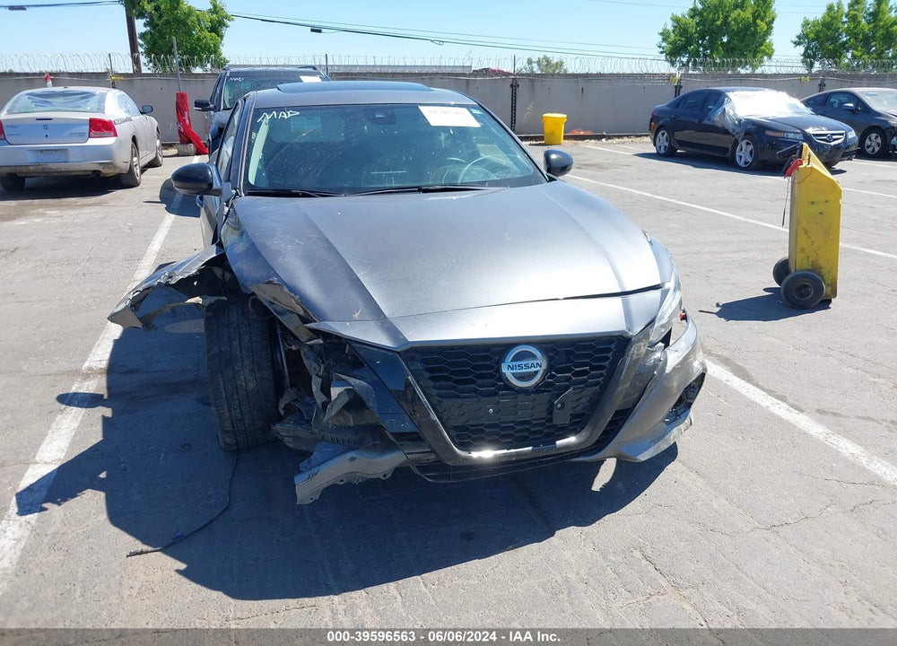 2022 NISSAN ALTIMA SR FWD VIN: 1N4BL4CV2NN333735