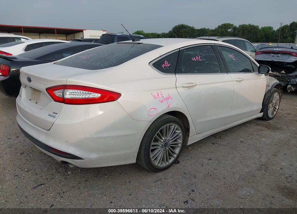 2016 FORD FUSION SE VIN: 3FA6P0HD2GR382805
