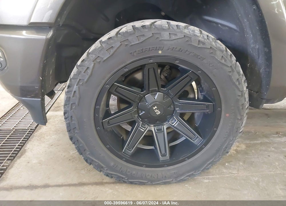 2020 RAM 1500 LAIE  4X4 6'4 BOX VIN: 1C6SRFRT6LN192442