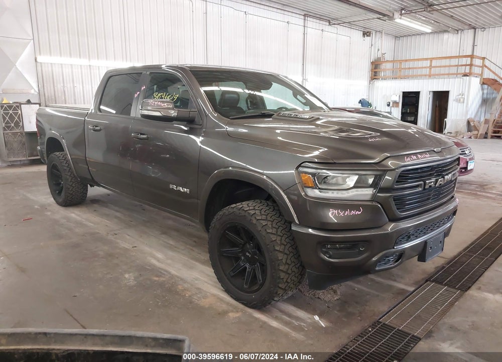 2020 RAM 1500 LAIE  4X4 6'4 BOX VIN: 1C6SRFRT6LN192442