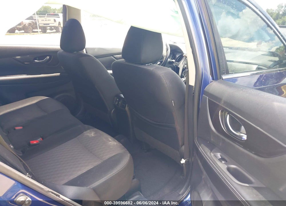 2020 NISSAN ROGUE S FWD VIN: JN8AT2MT4LW000469