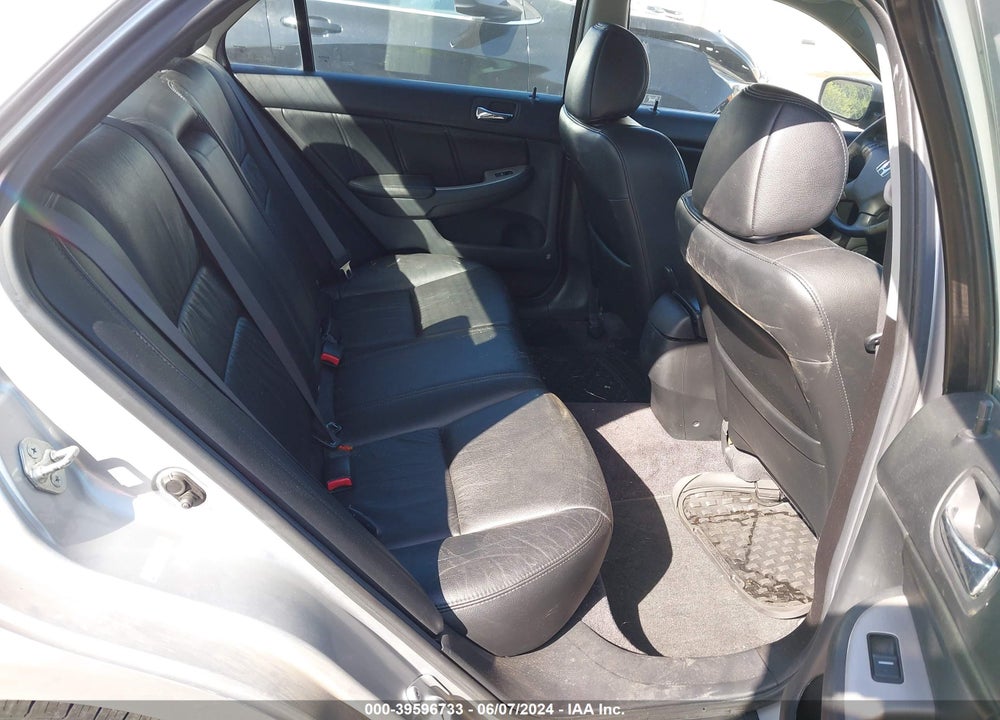 2006 HONDA ACCORD 3.0 EX VIN: 1HGCM66526A008385