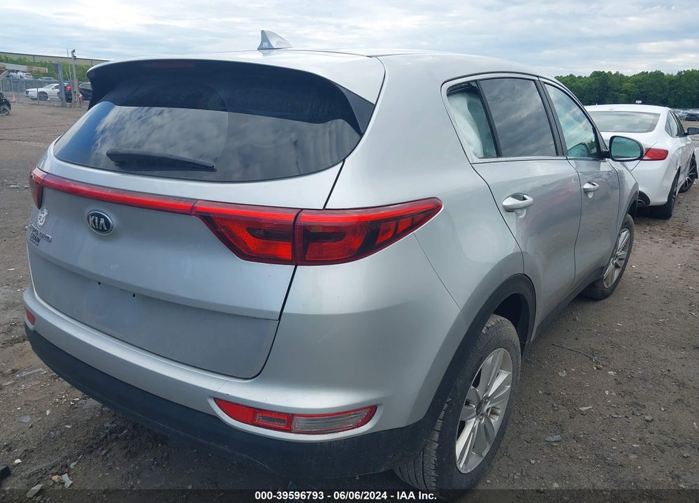 2019 KIA SPORTAGE LX VIN: KNDPM3AC1K7586117