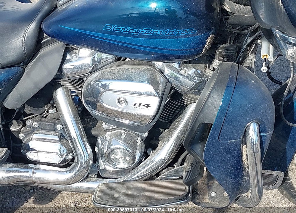 2020 HARLEY-DAVIDSON FLHTCUTG VIN: 1HD1MAF19LB854779
