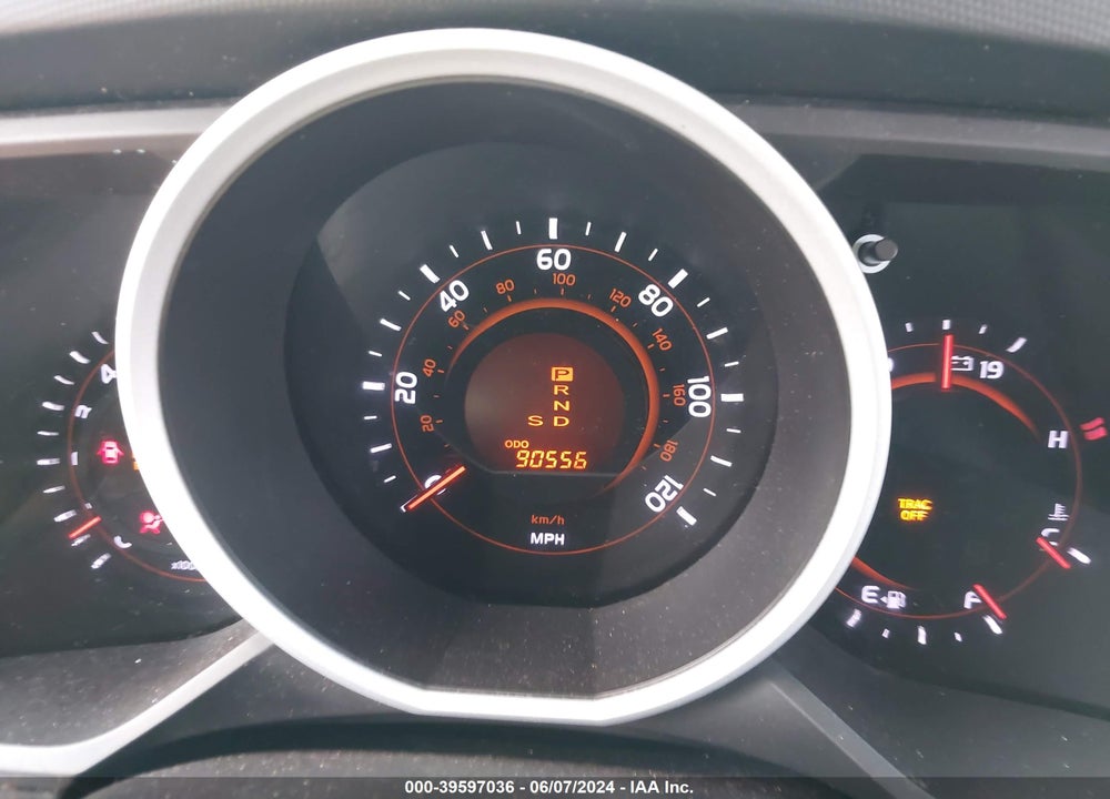 2013 TOYOTA 4RUNNER LIMITED/SR5 VIN: JTEZU5JR6D5049178