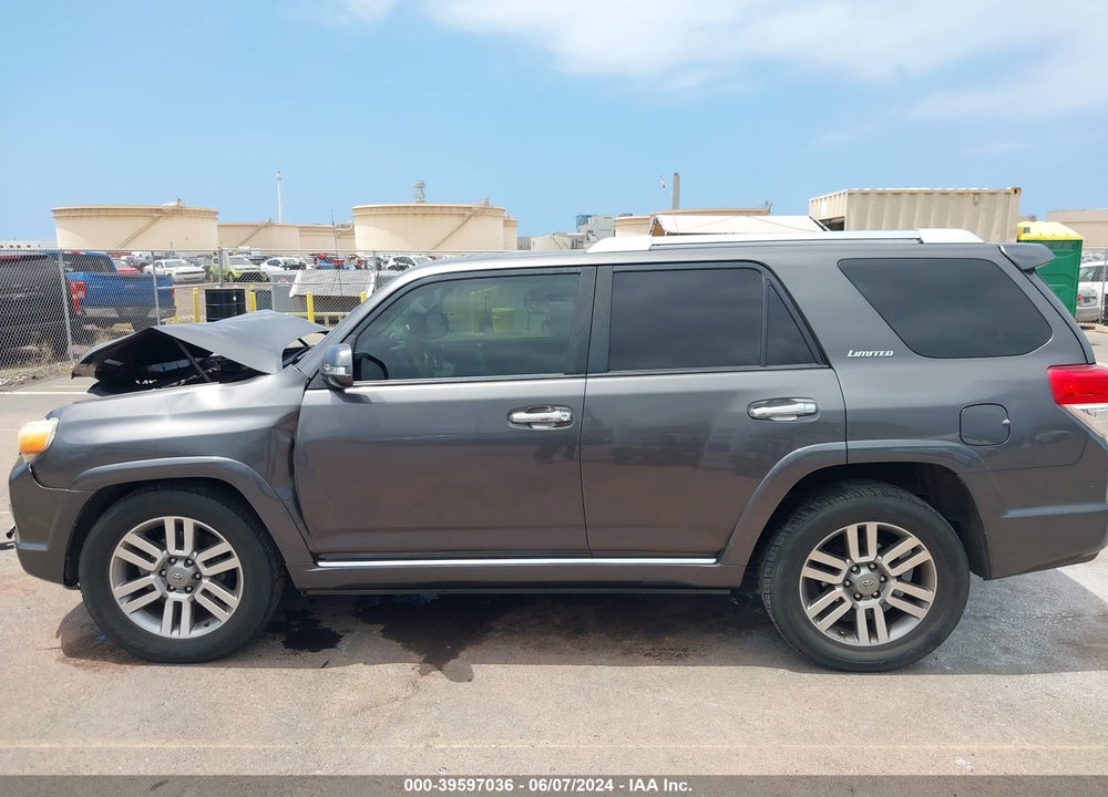 2013 TOYOTA 4RUNNER LIMITED/SR5 VIN: JTEZU5JR6D5049178