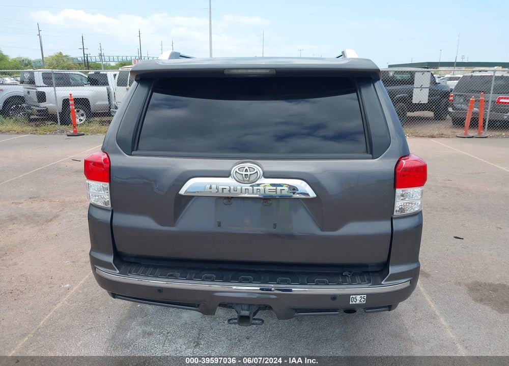 2013 TOYOTA 4RUNNER LIMITED/SR5 VIN: JTEZU5JR6D5049178