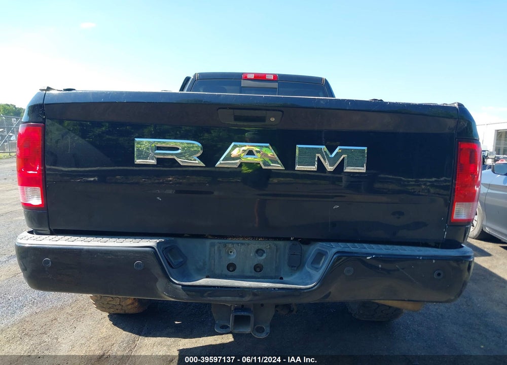 2015 RAM 3500 SLT VIN: 3C63R3HL0FG648176