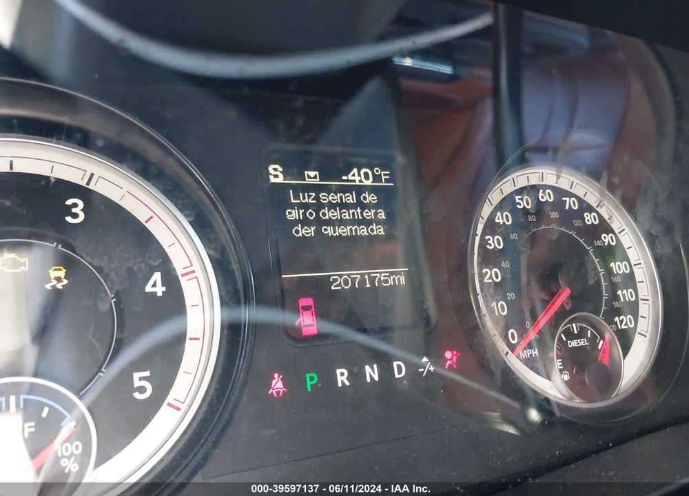 2015 RAM 3500 SLT VIN: 3C63R3HL0FG648176