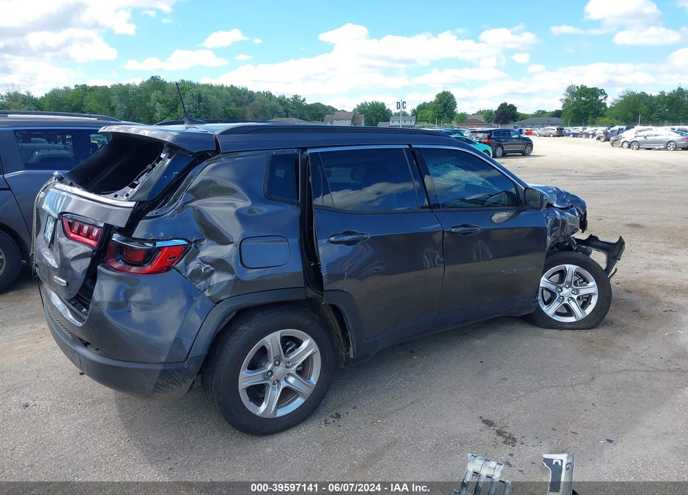 2024 JEEP COMPASS LATITUDE 4X4 VIN: 3C4NJDBN2RT586140