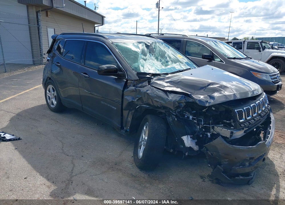 2024 JEEP COMPASS LATITUDE 4X4 VIN: 3C4NJDBN2RT586140
