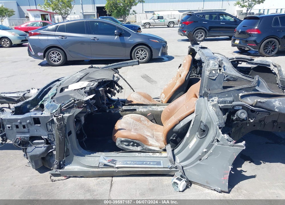 2014 CHEVROLET CORVETTE STINGRAY Z51 VIN: 1G1YK2D7XE5122044
