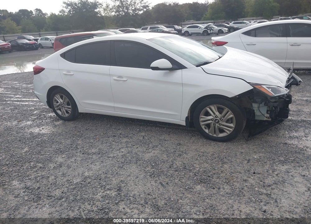 2020 HYUNDAI ELANTRA VIN: 5NPD84LF9LH521419