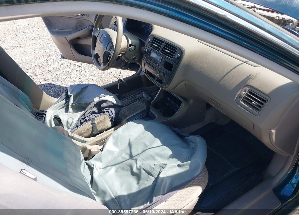1997 HONDA CIVIC EX VIN: 2HGEJ864XVH587985