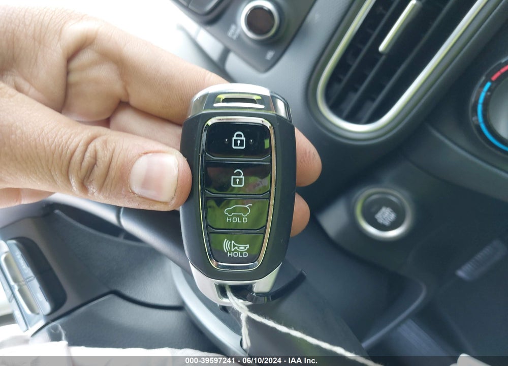 2021 HYUNDAI KONA SEL PLUS VIN: KM8K6CAA7MU720387