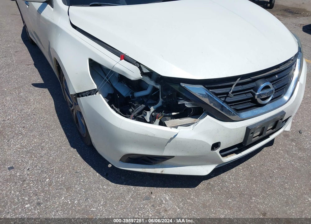 2018 NISSAN ALTIMA 2.5 SR VIN: 1N4AL3AP1JC179597