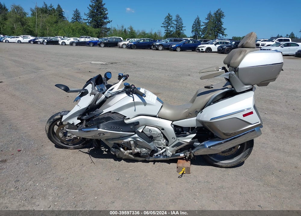 2015 BMW K1600 GTL/EXC VIN: WB1061306FZZ28459